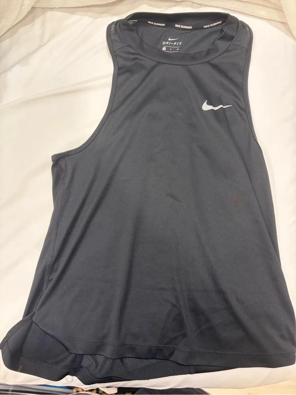 Nike Men’s Dri-FIT Sleeveless Swim Top in Black